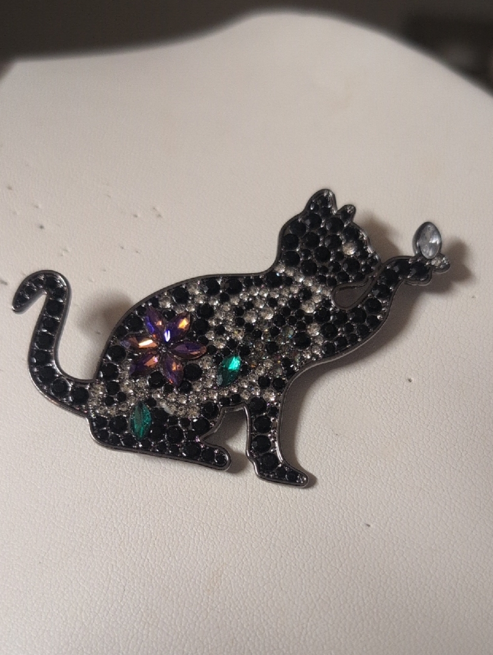 Elegant Cat Brooch Pin with Black and Multicolor Crystals